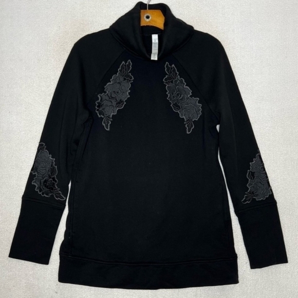 Lululemon Cotton Terry Embroidered Floral Patches To You Tunic In Black Size 4 - Picture 2 of 13